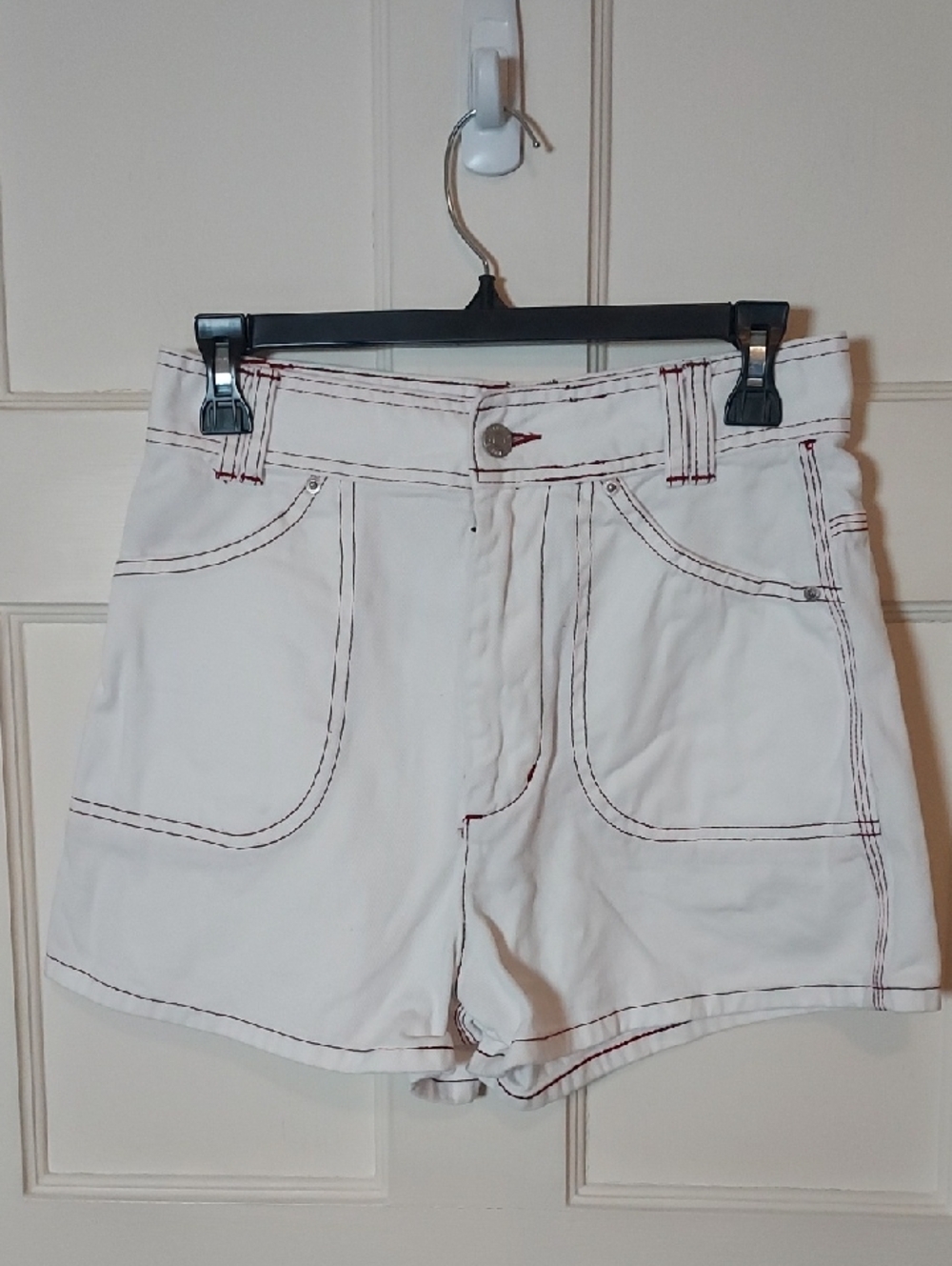 BDG Urban Outfitters White High-Waist Jean Shorts Red Contrast Stitching SZ 28